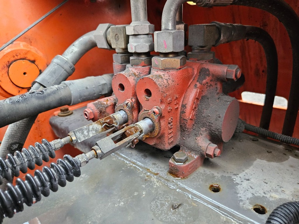 lsp1-v1.jpg